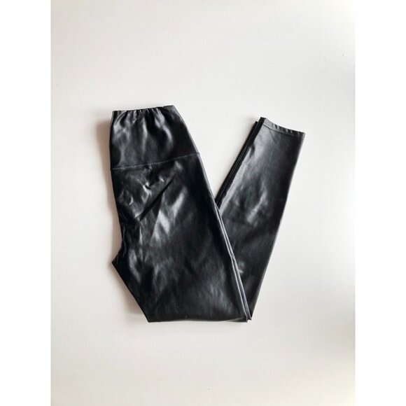 Aritzia Pants - Aritzia WILFRED FREE Daria Black Vegan Leather High Rise Ankle Leggings, Size S